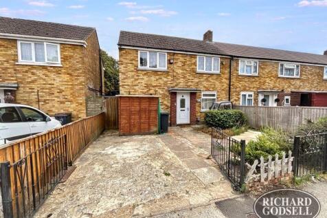 2 bedroom end of terrace house for sale