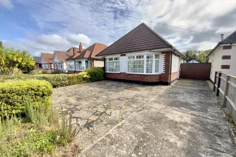 Saxonbury Road, Tuckton, Bournemouth 2 bed detached bungalow for sale