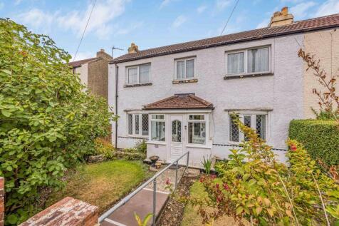 2 bedroom semi-detached house for sale
