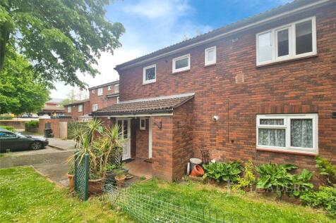 Keble Close, Derby, Derbyshire 3 bed maisonette for sale