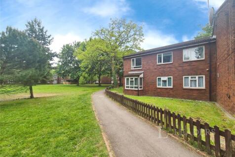 Keble Close, Derby, Derbyshire 3 bed maisonette for sale