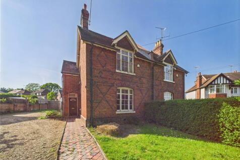 Tilehurst Road, Reading, Berkshire, RG30 3 bed semi