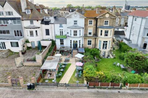 Esplanade, Lowestoft 6 bed house for sale