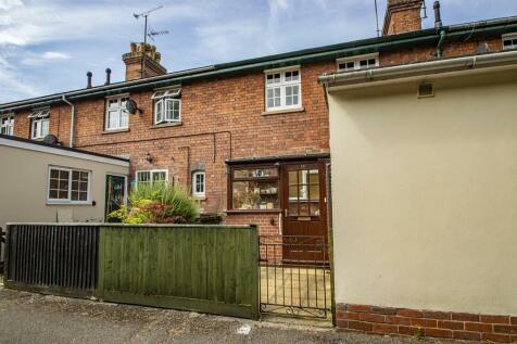Reading Road, Oxfordshire RG8 3 bed terraced house for sale