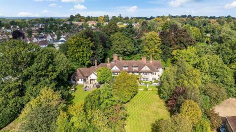 10 bedroom detached house for sale