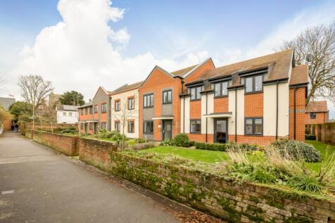 Barnaby Court, Wallingford, OX10 2 bed apartment for sale