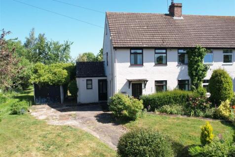 Peachley Lane, Lower Broadheath 3 bed semi