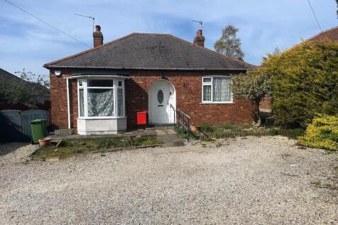 Beverley Road, Market Weighton, York 3 bed detached bungalow for sale