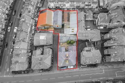 20 Dale Road, Buxton 6 bed property with land for sale