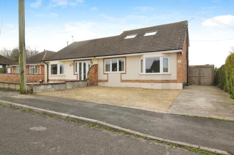 2 bedroom semi-detached house for sale