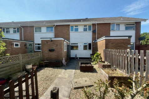 Helyar Close, Glastonbury 3 bed terraced house for sale