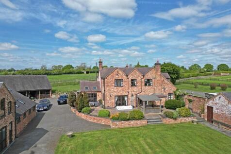 6 bedroom house for sale