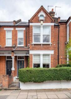 6 bedroom terraced house for sale