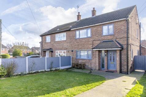 Abbott Crescent, Farnsfield NG22 3 bed semi