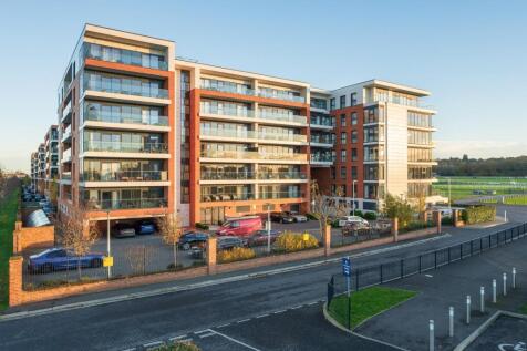 Kingman Way, Newbury, RG14 1 bed flat for sale