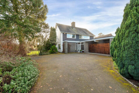 Loughborough LE12 6 bed detached house for sale