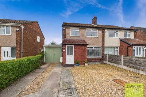 3 bedroom semi-detached house for sale