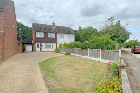 3 bedroom semi-detached house for sale