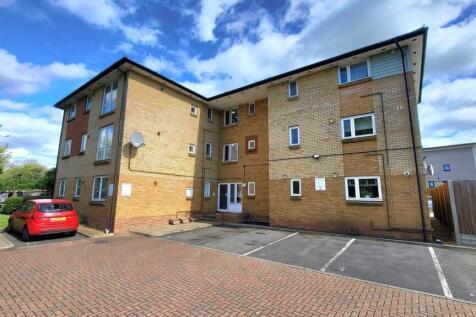 2 bedroom ground floor flat for sale