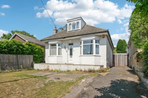 Hurn Road, Christchurch BH23 4 bed detached house for sale