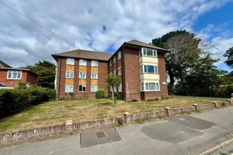Sopers Lane, Christchurch BH23 2 bed ground floor flat for sale