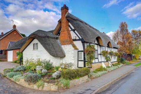 Evesham Road, Salford Priors, WR11 4 bed cottage for sale
