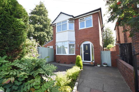 Woodsend Road, Flixton, M41 3 bed detached house for sale