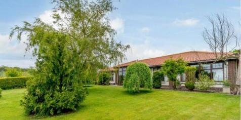 4 bedroom detached bungalow for sale