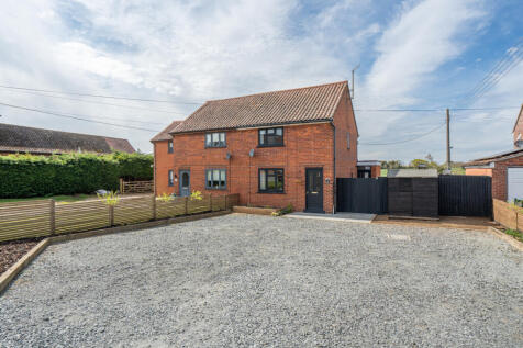 Church Road, Snape, IP17 1SY 2 bed semi