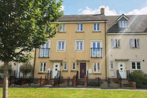 4 bedroom town house for sale
