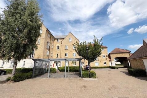 Alnesbourn Crescent, Ipswich, Suffolk 2 bed apartment for sale