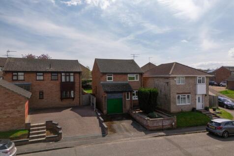 Brandon Road, Felixstowe IP11 3 bed detached house for sale