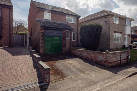 Brandon Road, Felixstowe IP11 3 bed detached house for sale
