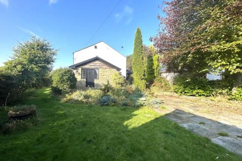 Healds Green, Oldham OL1 3 bed detached house for sale