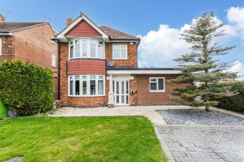 3 bedroom detached house for sale
