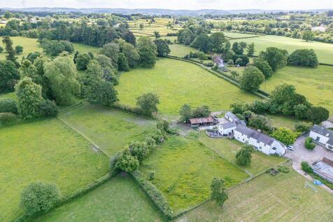 Bryngwyn, Raglan, Usk, Monmouthshire 4 bed detached house for sale