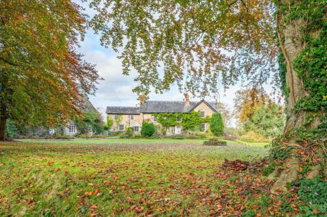 Bronllys, Brecon, Powys 6 bed detached house for sale