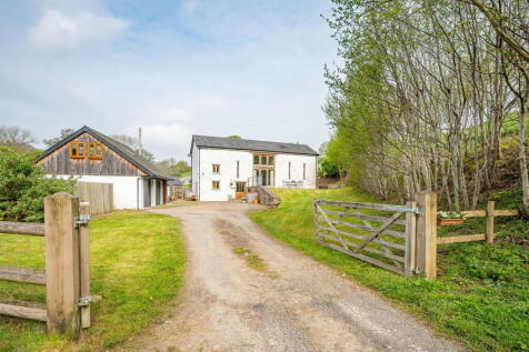 Llanbadoc, Usk, Monmouthshire 5 bed detached house for sale