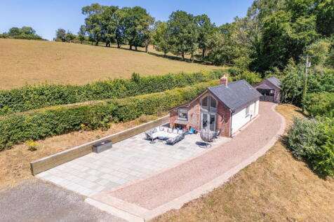 Cross Ash, Abergavenny, Monmouthshire 2 bed detached bungalow for sale