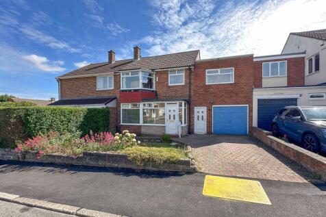 5 bedroom semi-detached house for sale