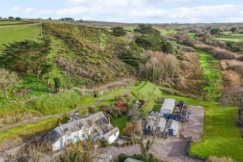 Polzeath 4 bed detached house for sale