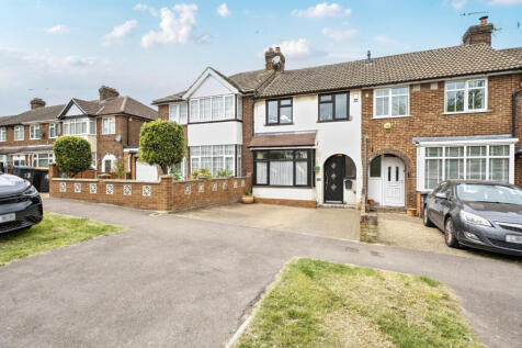 Westfield Road, Bedfordshire LU6 3 bed terraced house for sale