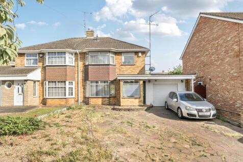 Holliwick Road, Bedfordshire LU5 3 bed semi