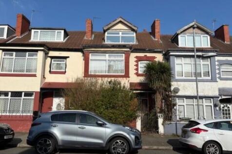 4 bedroom property for sale