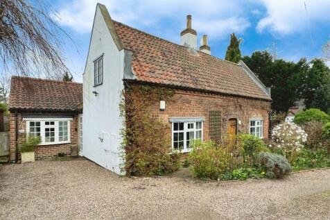The Green, Chilwell, NG9 5BE 3 bed cottage for sale