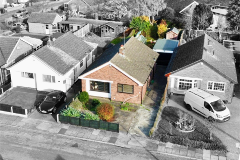 Wheatley Grove, Attenborough, NG9 5AG 2 bed bungalow for sale