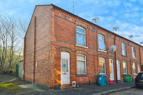 Bastion Street, NG7 3FD 2 bed end of terrace house for sale