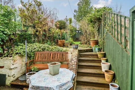 Inmans Lane, Sheet, Petersfield 3 bed cottage for sale