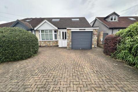 Victoria Avenue,  North Grays 2 bed semi