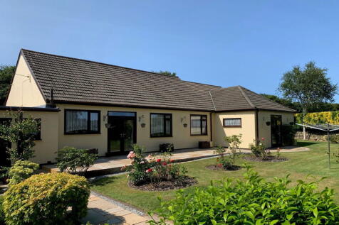 Travellers Rest, Illogan, Redruth... 4 bed detached bungalow for sale